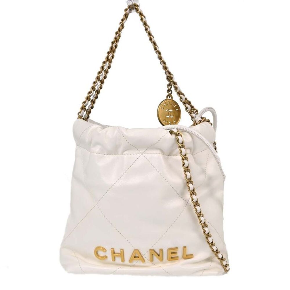 Chanel 22 Chain Hobo Quilted Calfskin White Leather Shoulder Bag Bag